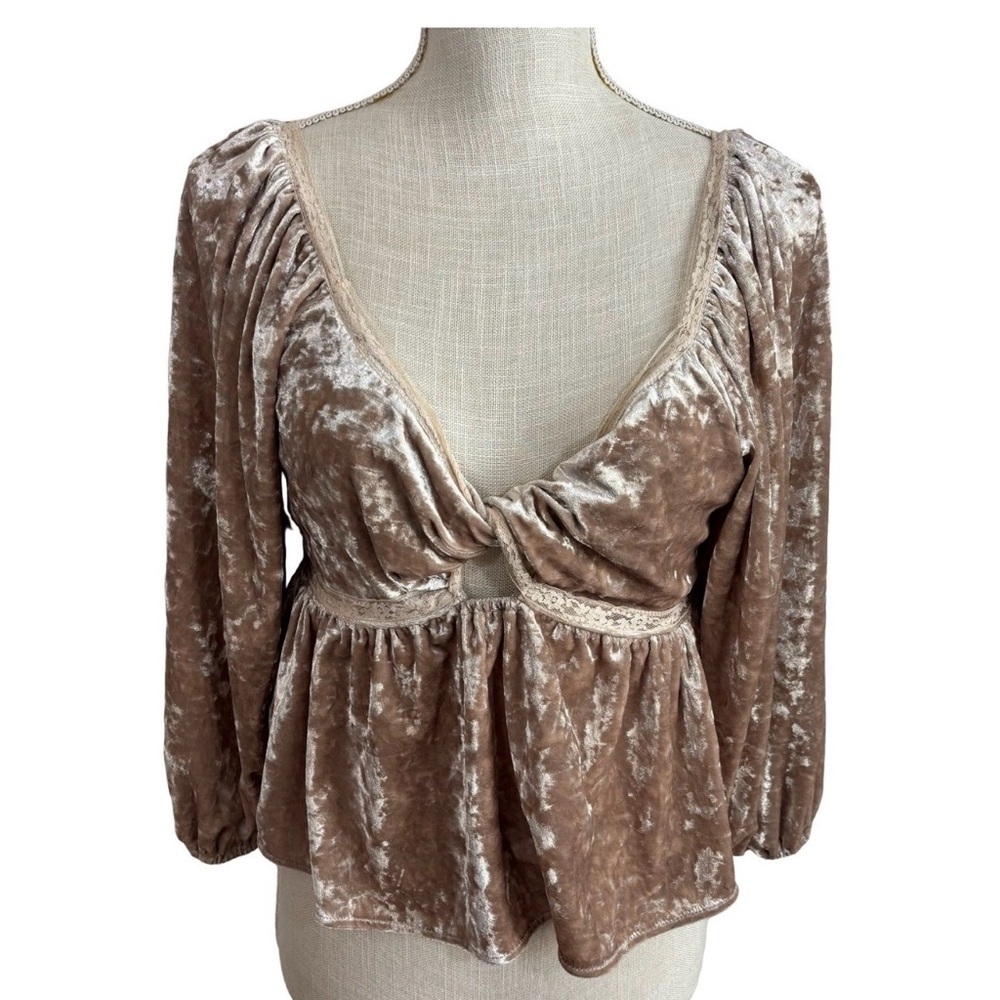 Entro Champagne Crushed Velvet Ruffle Twist Babydoll Top Size M Smock Coquette